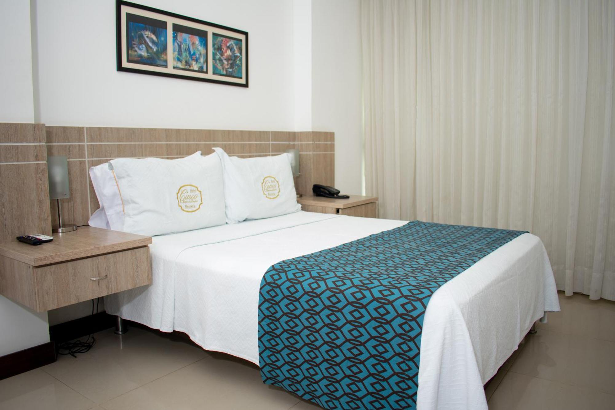 Hotel Cinco Montería Room photo